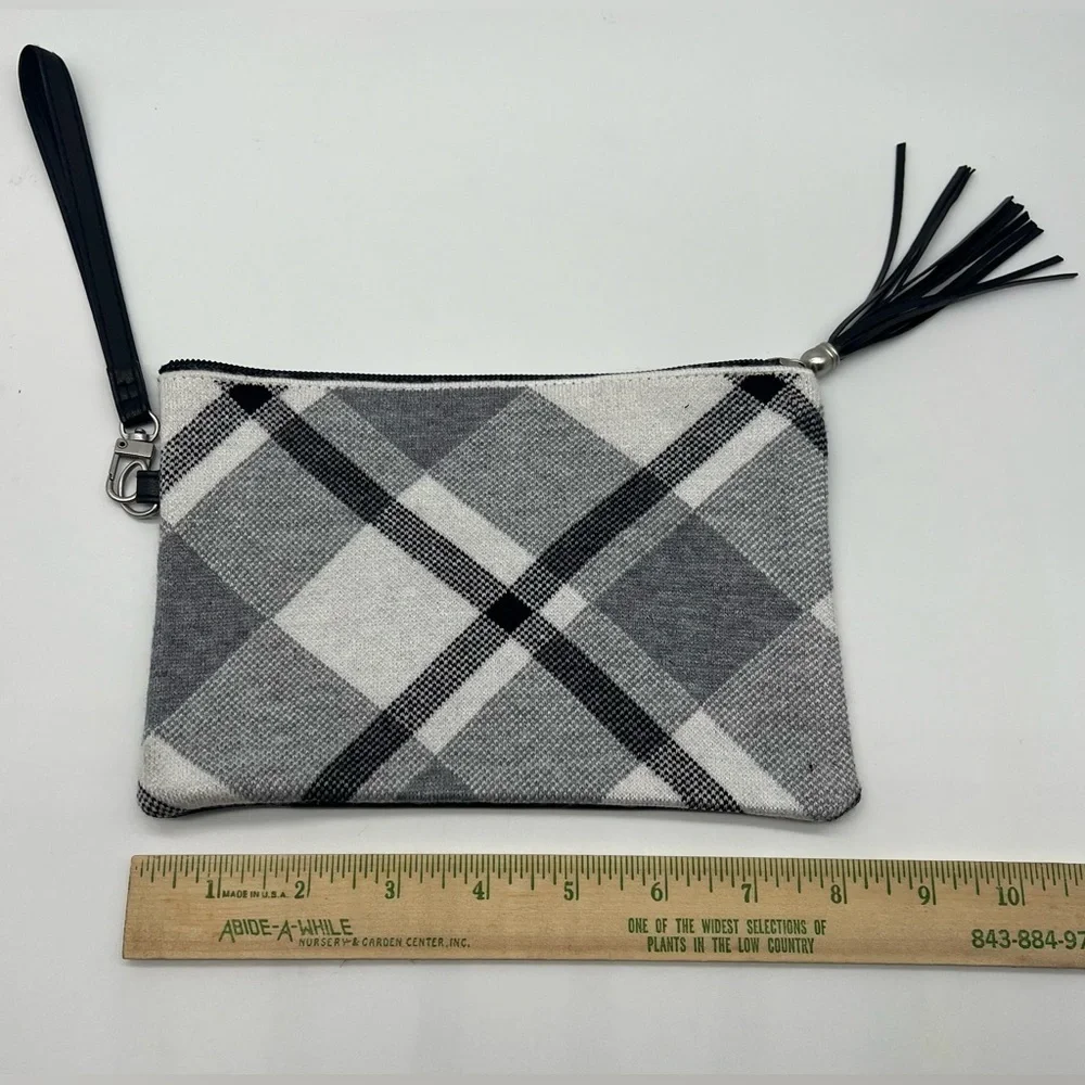 Cosmetic bag plaid with wristlet strap and tassel